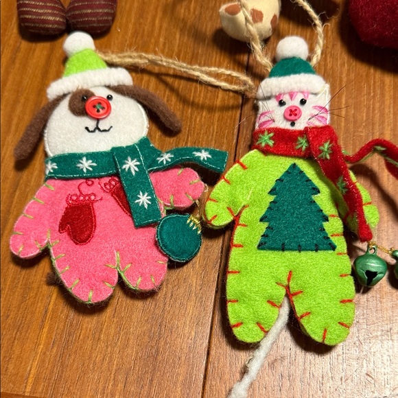 Holiday Stuffed Animal Collection - Picture 3 of 10